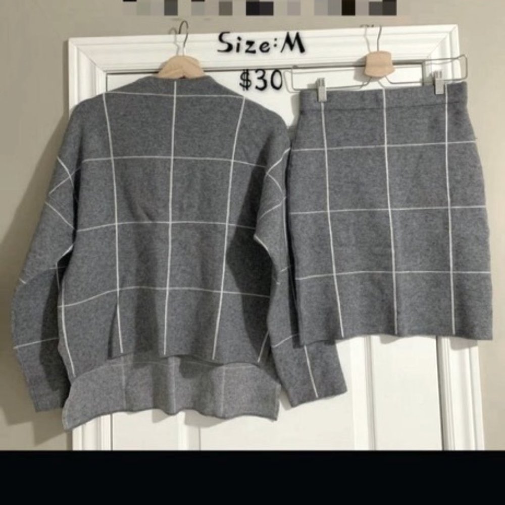 NEW 2 Piece Sweater/Skirt Set